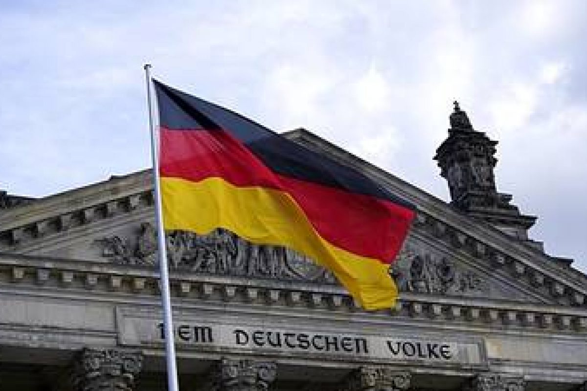 Ipocrizia Germaniei: Se face ca nu vede in propria ograda, dar se ratoieste la restul Europei